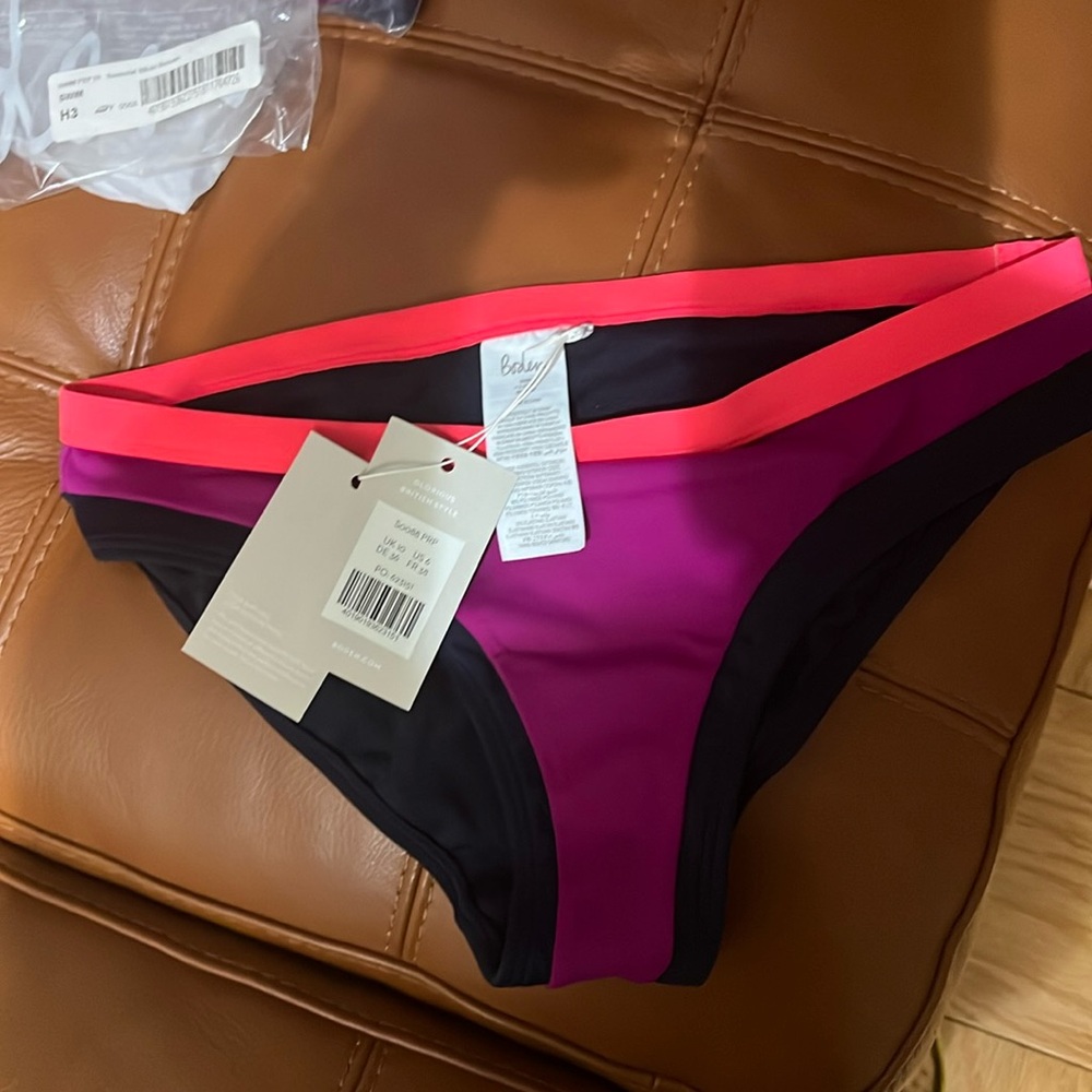 NWT Boden Santorini 👙 swim Bikini bottom. Purple. Colorblock. D23